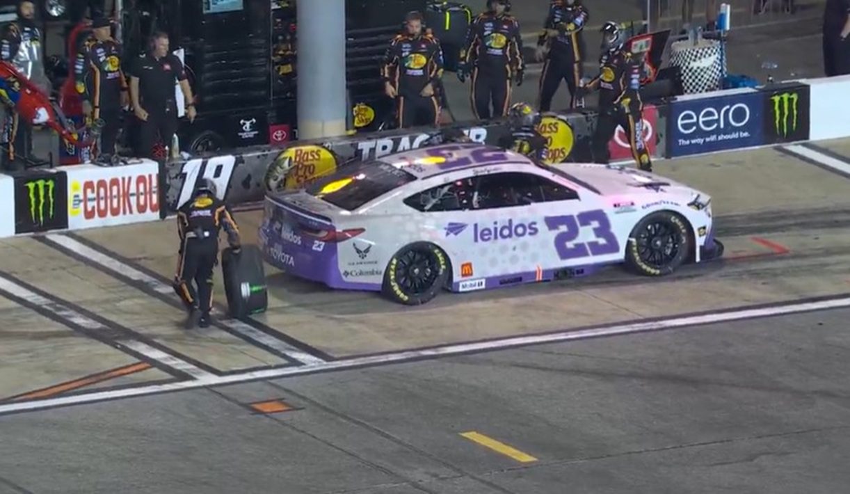 NASCAR’s Cook Out 400 Featured An Incredible Act Of Sportsmanship When Bubba Wallace Lost A Wheel On Pit Road