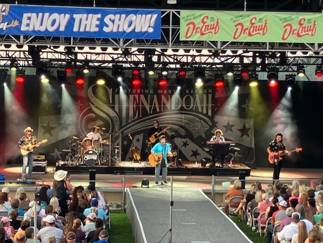 Shendoah brings ’90s music back to the Appalachian Fair – Country’s Chatter